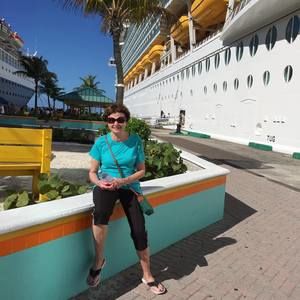 Meet your Posher, Joann